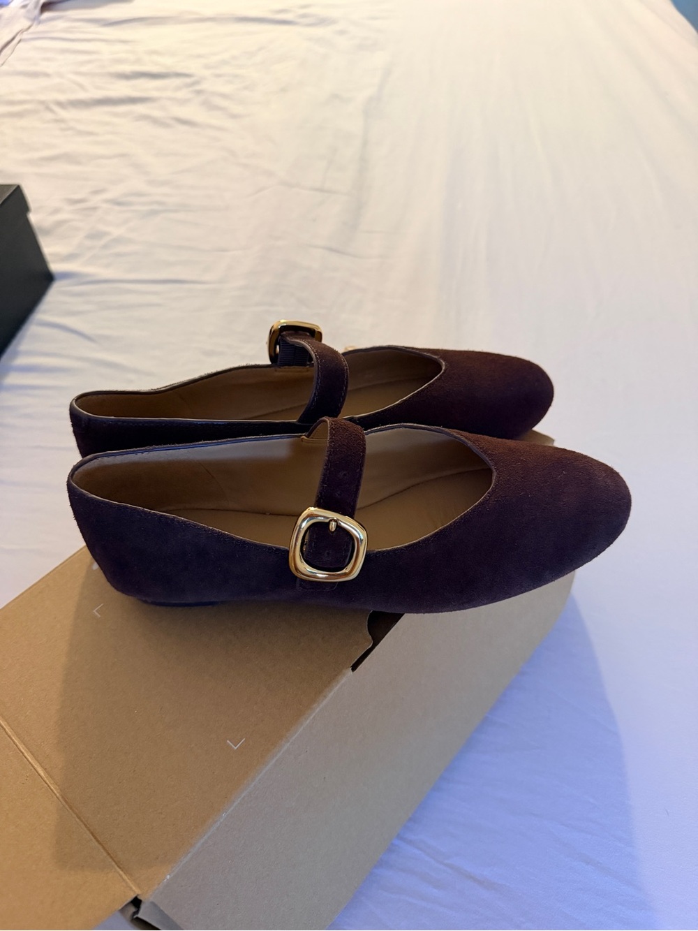 Madewell Flats - Picture 3 of 4